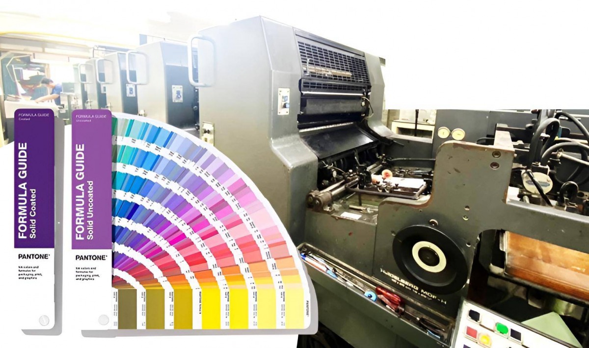 เครื่องพิมพ์ระบบ offset5 สีพิเศษ สั่งผลิตกล่องกระดาษ บางบอน